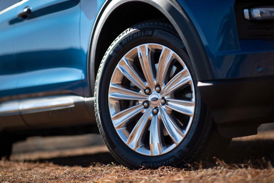 Колеса Ford Explorer Limited 2019 года  (фото 4 из 5)